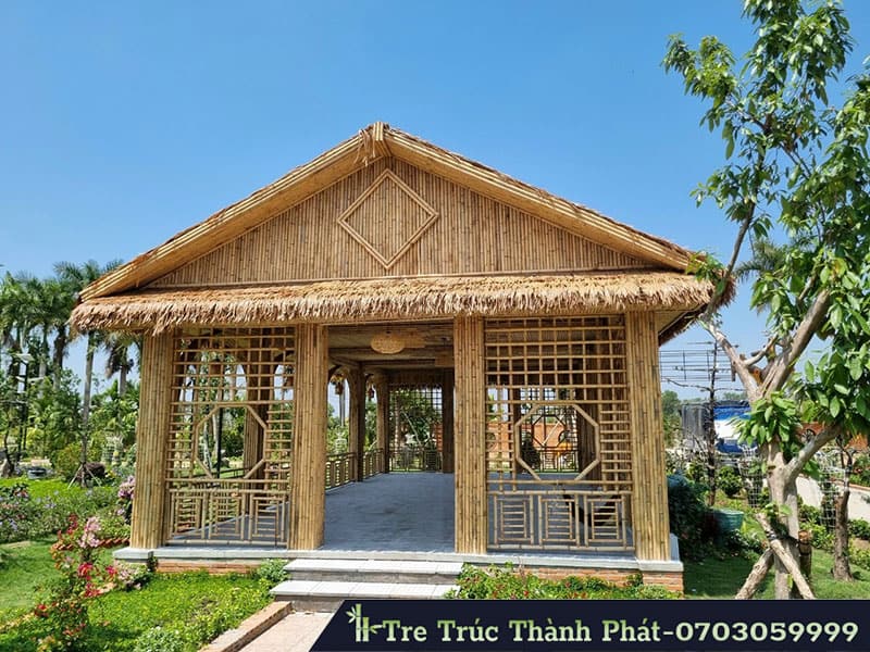 So sánh 6 loại mái lợp tự nhiên — Chọn loại nào cho công trình của bạn? thi công nhà tre mái lá tự nhiên tại Tre Trúc VN TPHCM