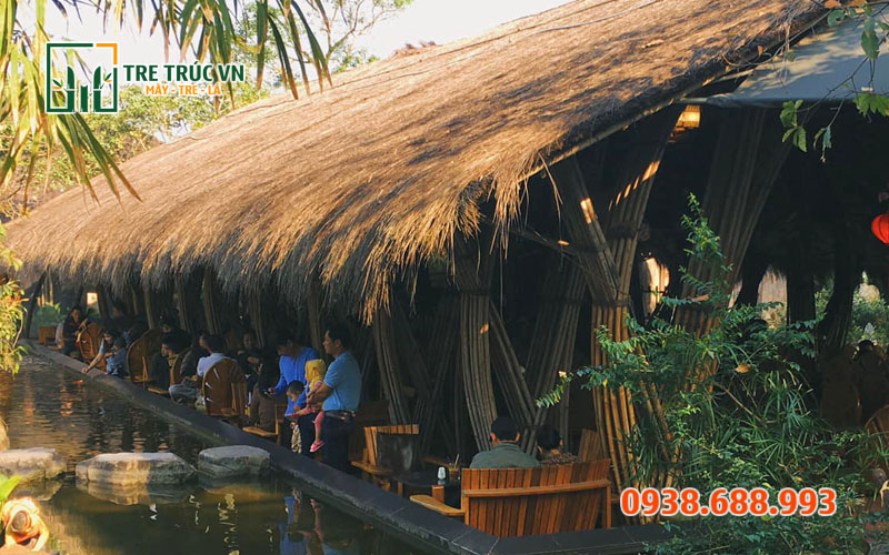 Lá Cỏ Tranh Lợp Nhà Giá Rẻ Tại TPHCM — Tre Trúc VN Mái cỏ tranh lợp nhà hàng cafe — Tre Trúc VN